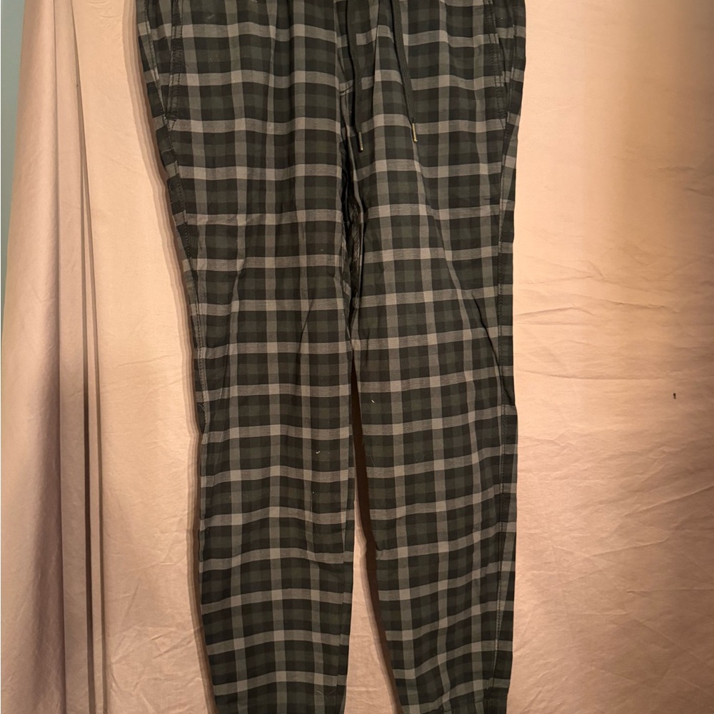 Hollister Men's Plaid Chinos - Black and Gray